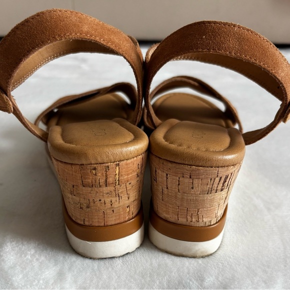 Crown Vintage Sandals Tan Brown Suede Cork Size 8.5 - Picture 3 of 6